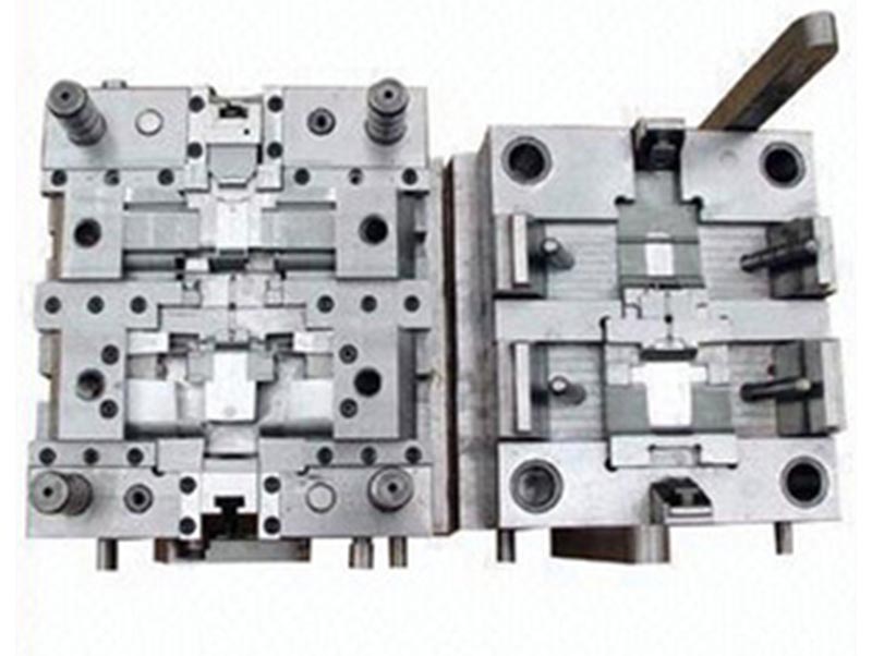 青田精密塑料模-07