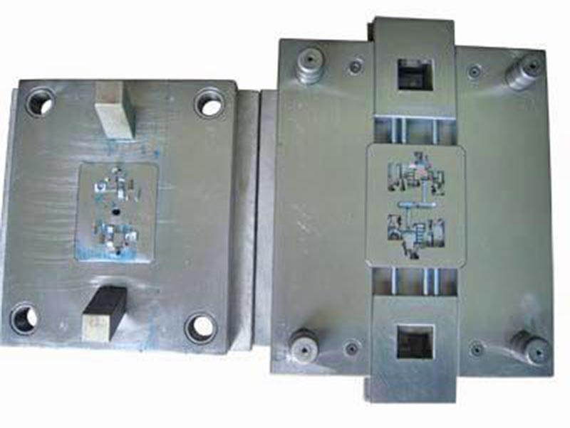 青田精密塑料模-01